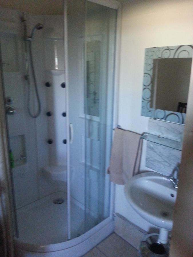 All-In Hotel 's-Hertogenbosch  Zewnętrze zdjęcie